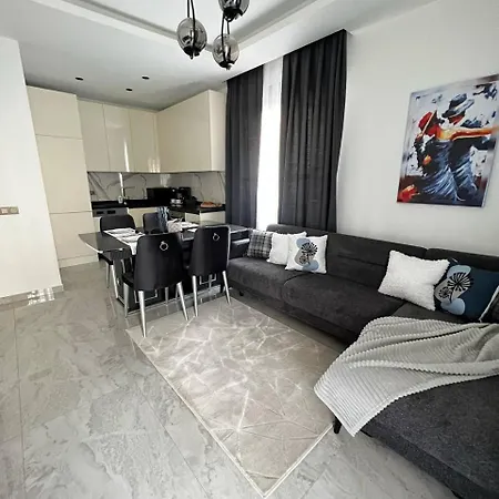 A Designer In The Heart Of Appartement Alanya