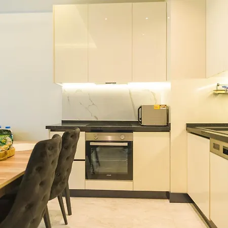 A Designer In The Heart Of Appartement Alanya